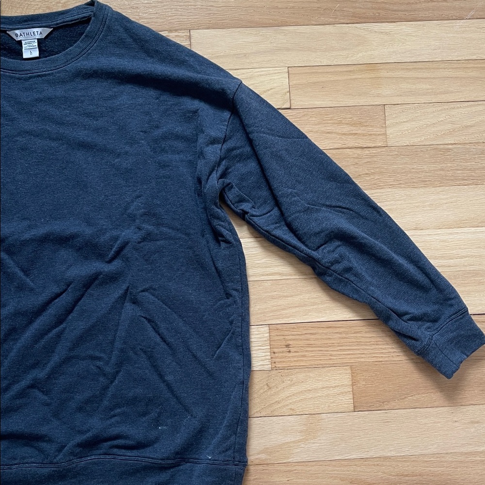 Athleta Women’s dark navy  Crewneck Sweater size L - Picture 5 of 6